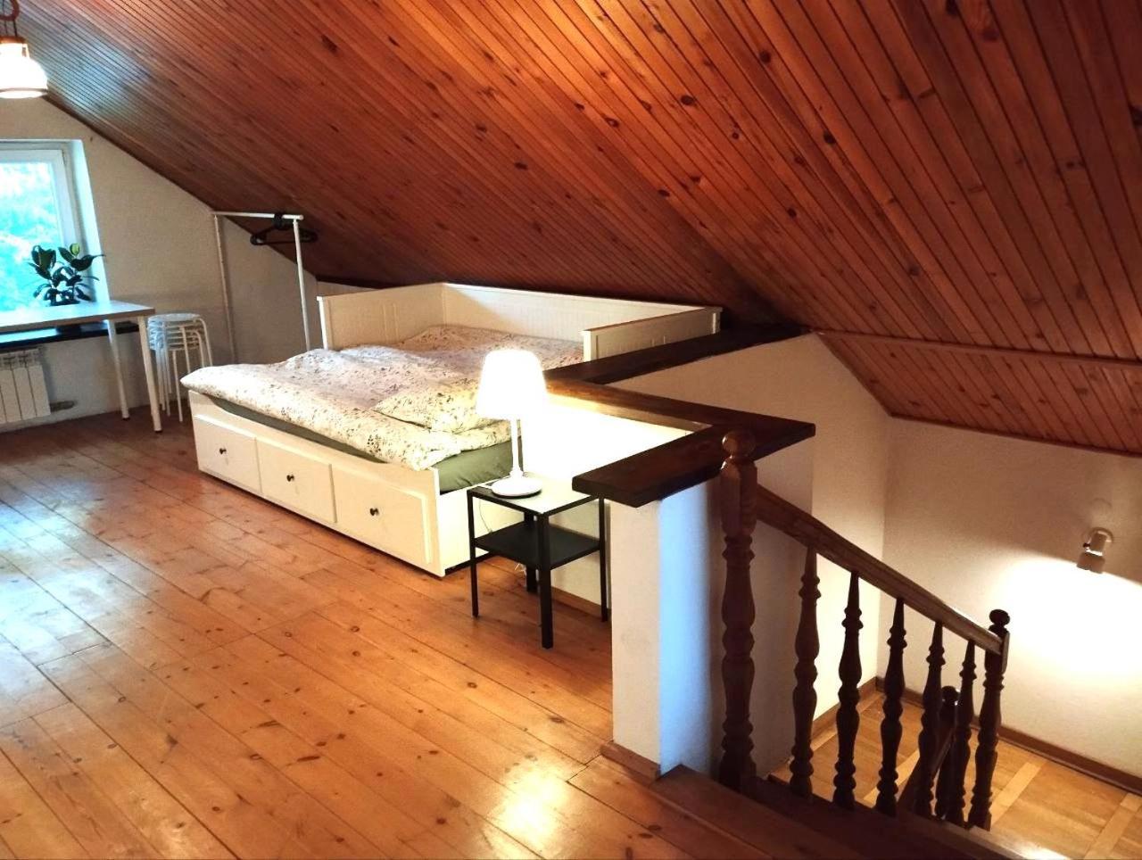 Nest 4 Rest Hotel Констанцин-Езерна Екстериор снимка